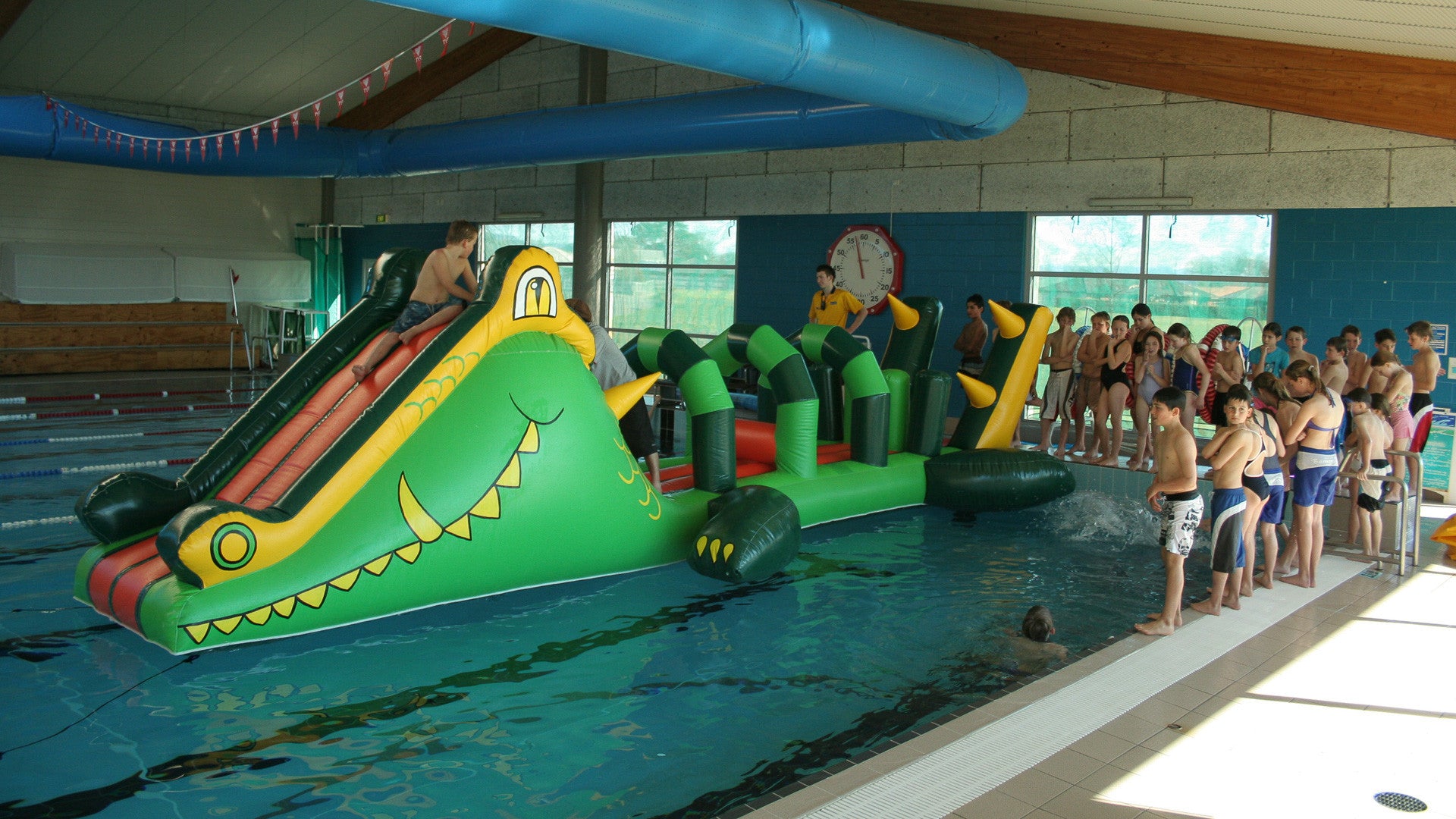 Crocodile Junior - Constant Airflow Inflatable
